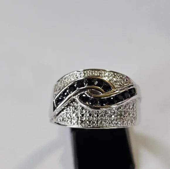 Genuine Blue Sapphires and Diamonds 925 Size 10 - Picture 3 of 6